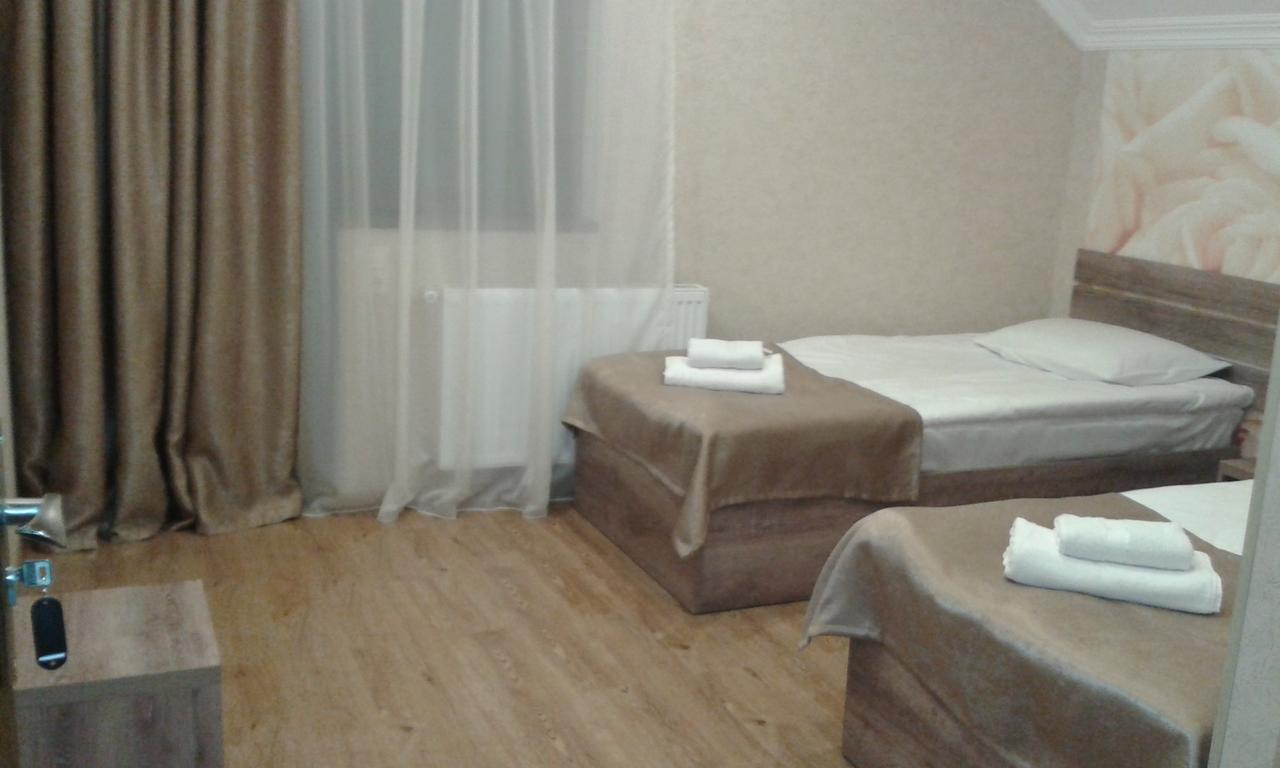 Guesthouse Gera Mestia Extérieur photo
