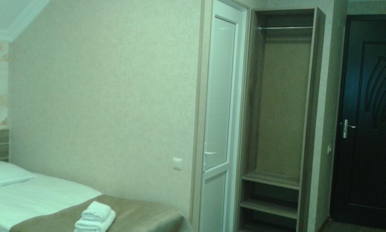 Guesthouse Gera Mestia Extérieur photo