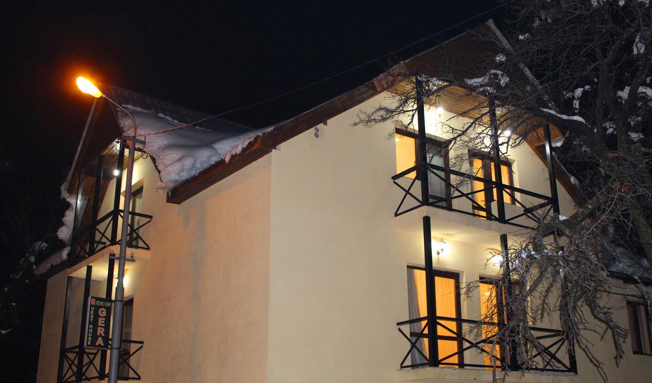 Guesthouse Gera Mestia Extérieur photo