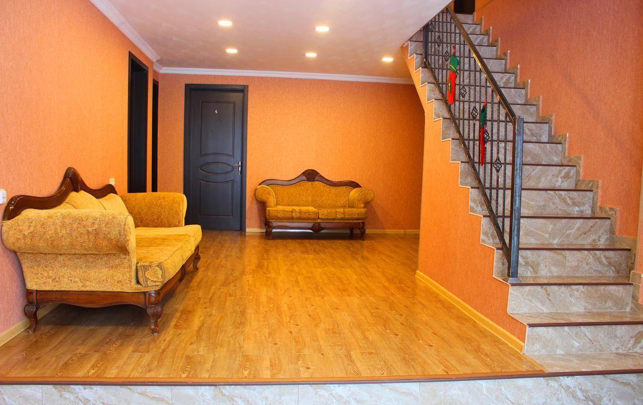 Guesthouse Gera Mestia Extérieur photo