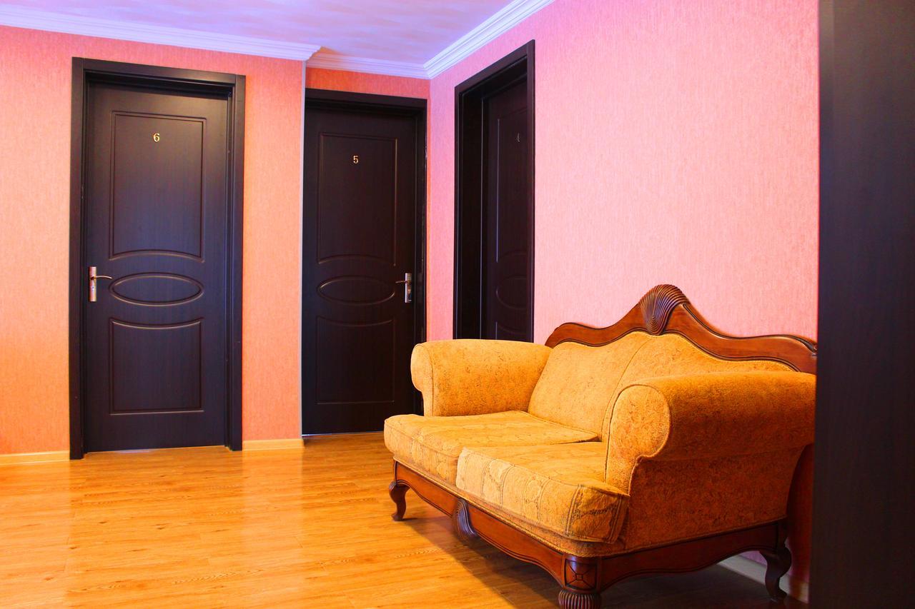 Guesthouse Gera Mestia Extérieur photo