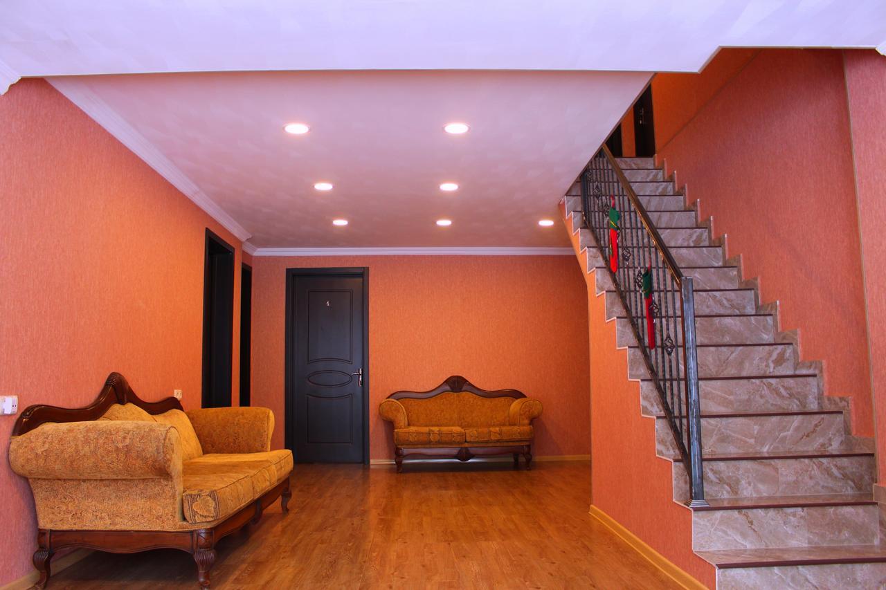Guesthouse Gera Mestia Extérieur photo