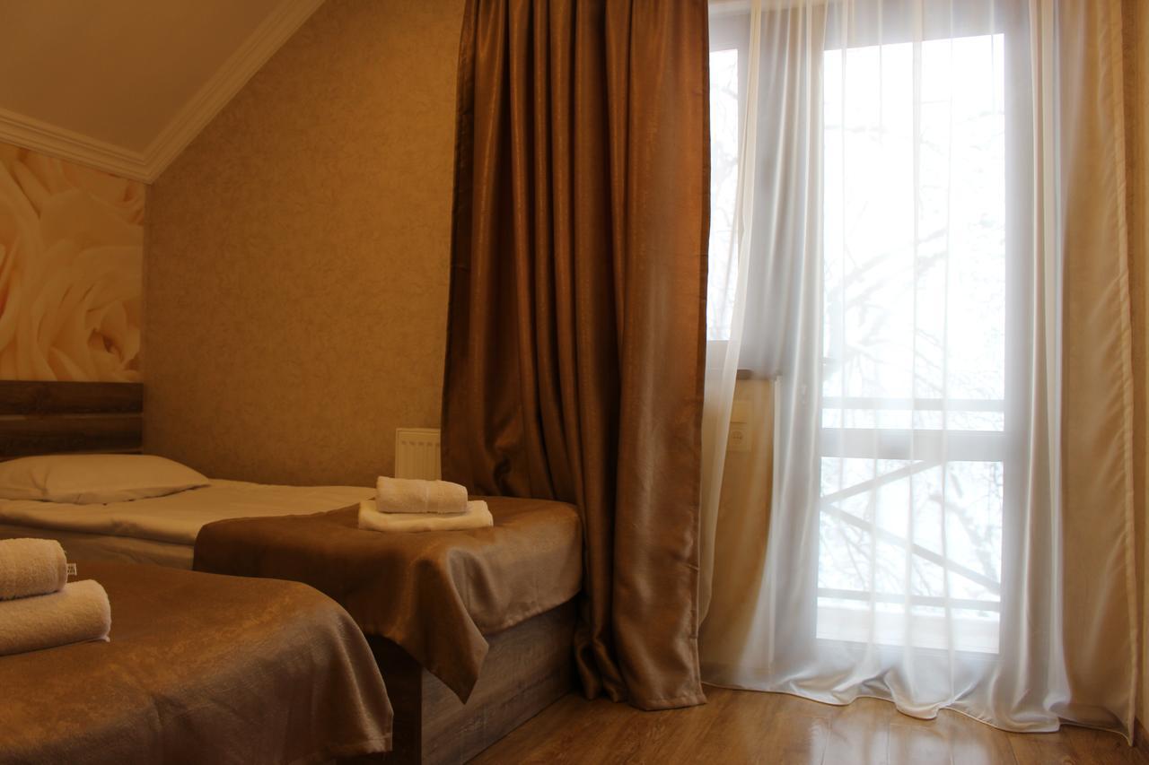 Guesthouse Gera Mestia Extérieur photo
